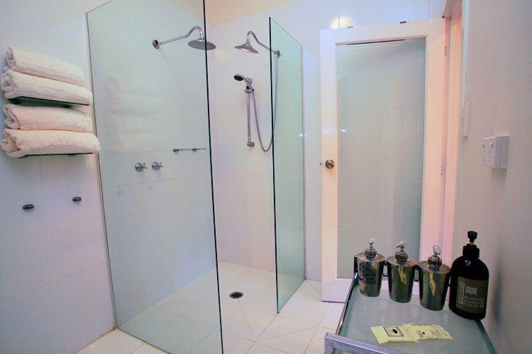 Possums Spa Apartments Hobart Szoba fotó